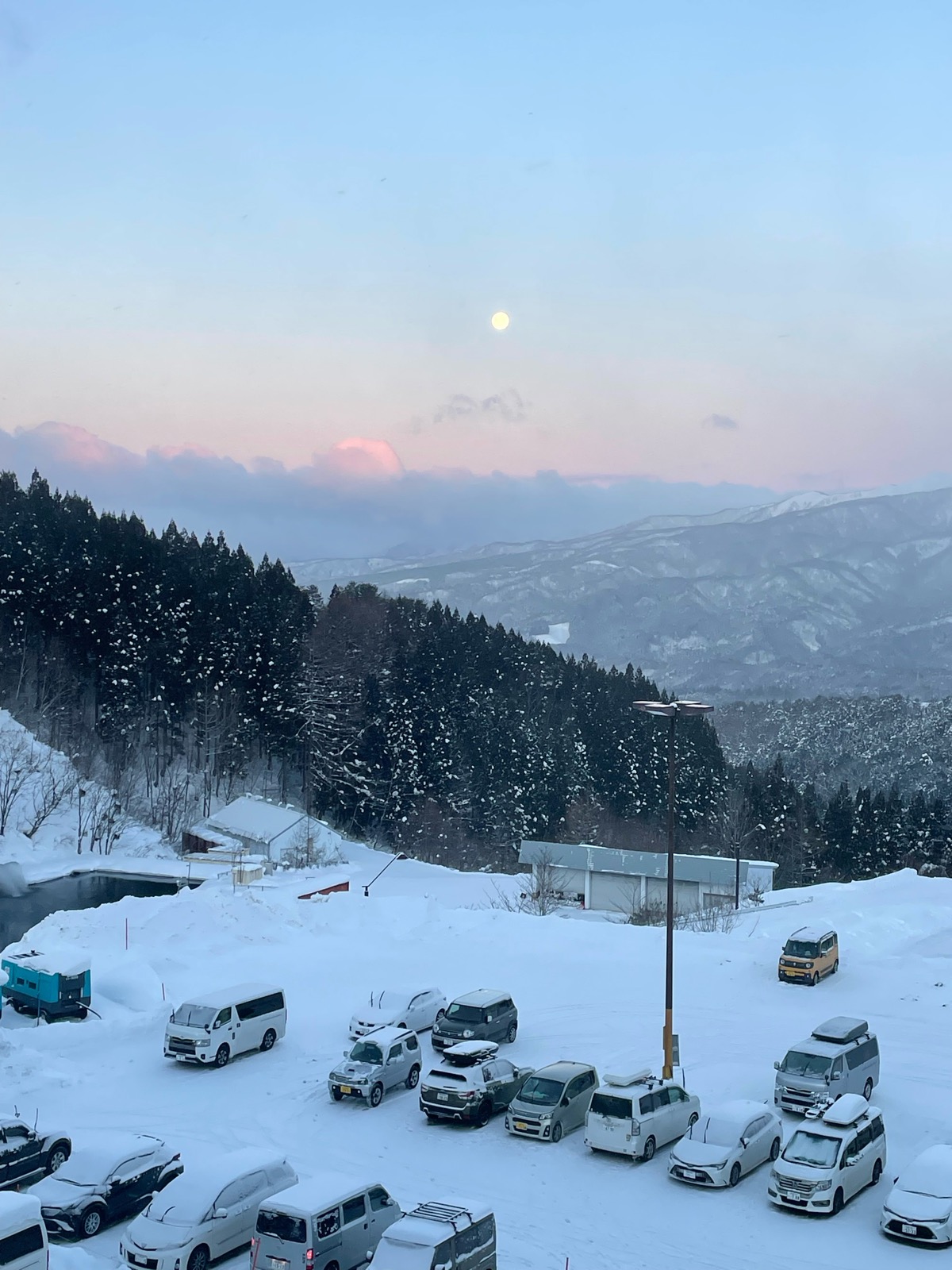 ホワイトピアたかす