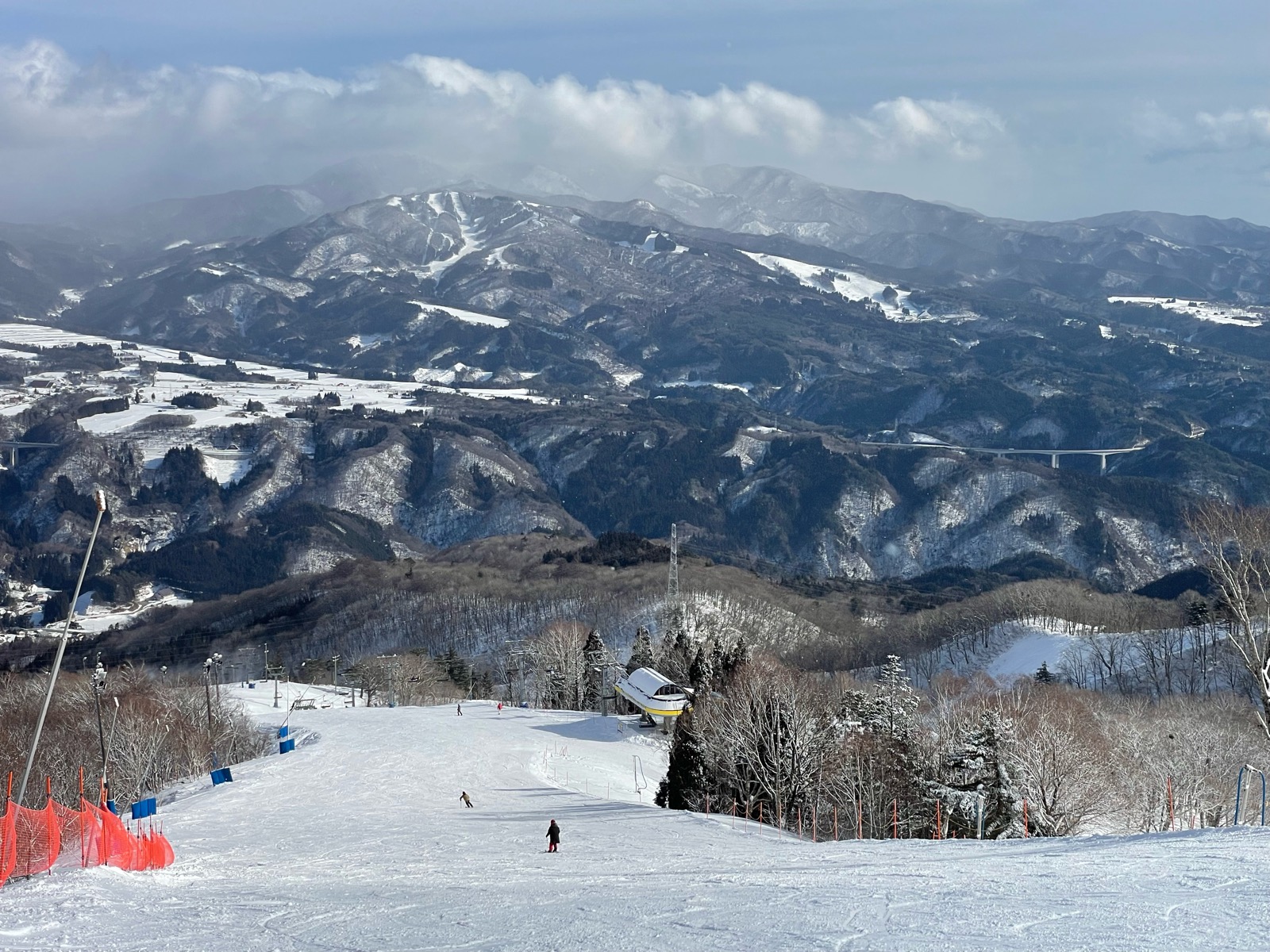 ホワイトピアたかす
