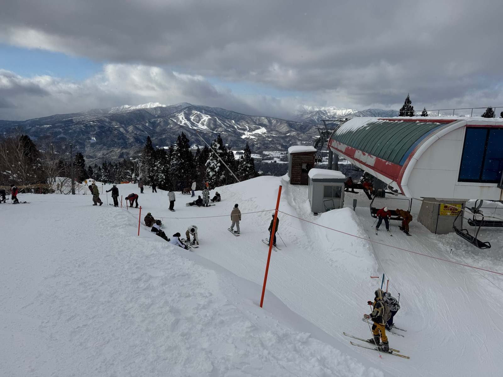 ホワイトピアたかす