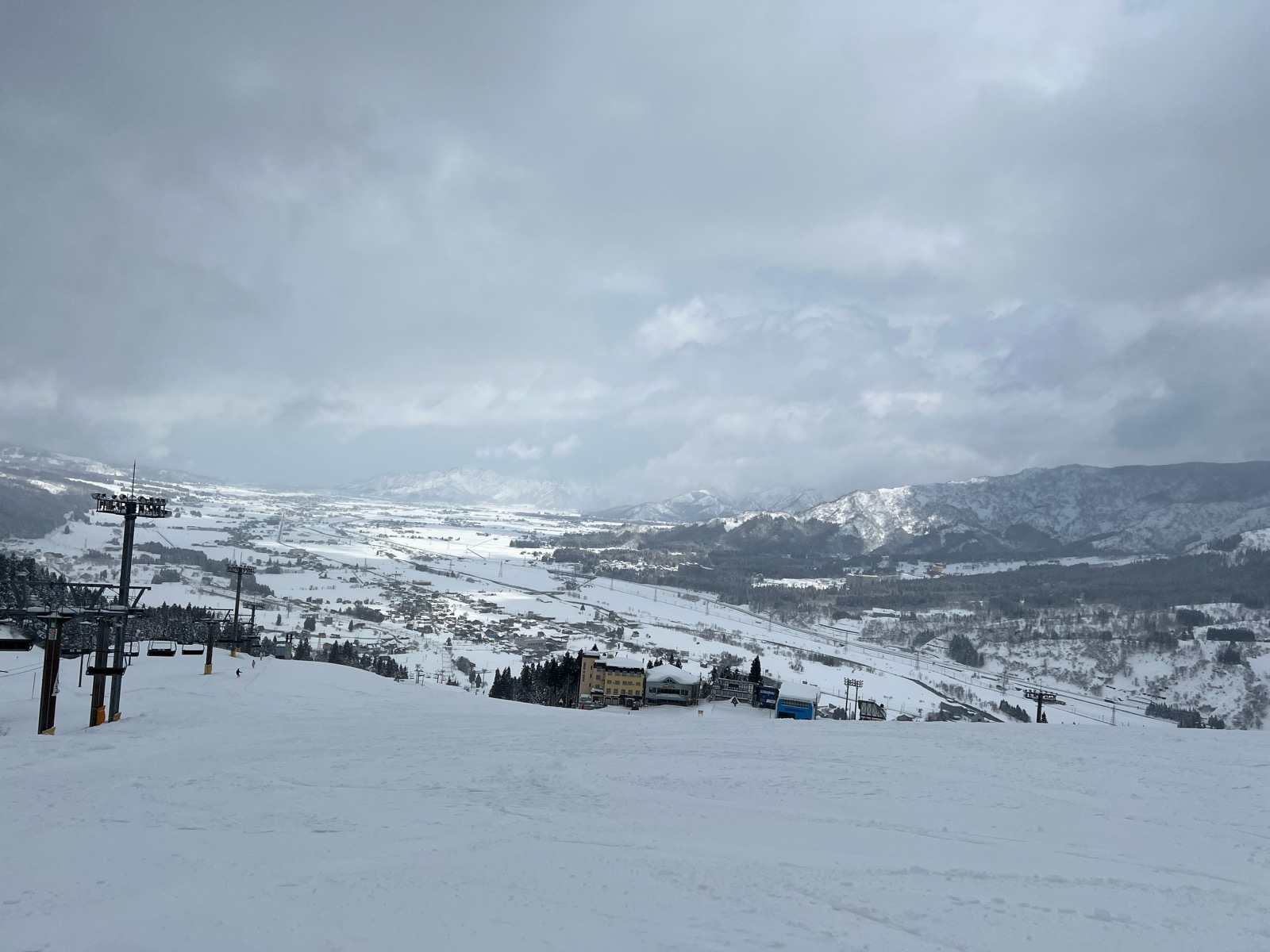 ホワイトワールド尾瀬岩鞍