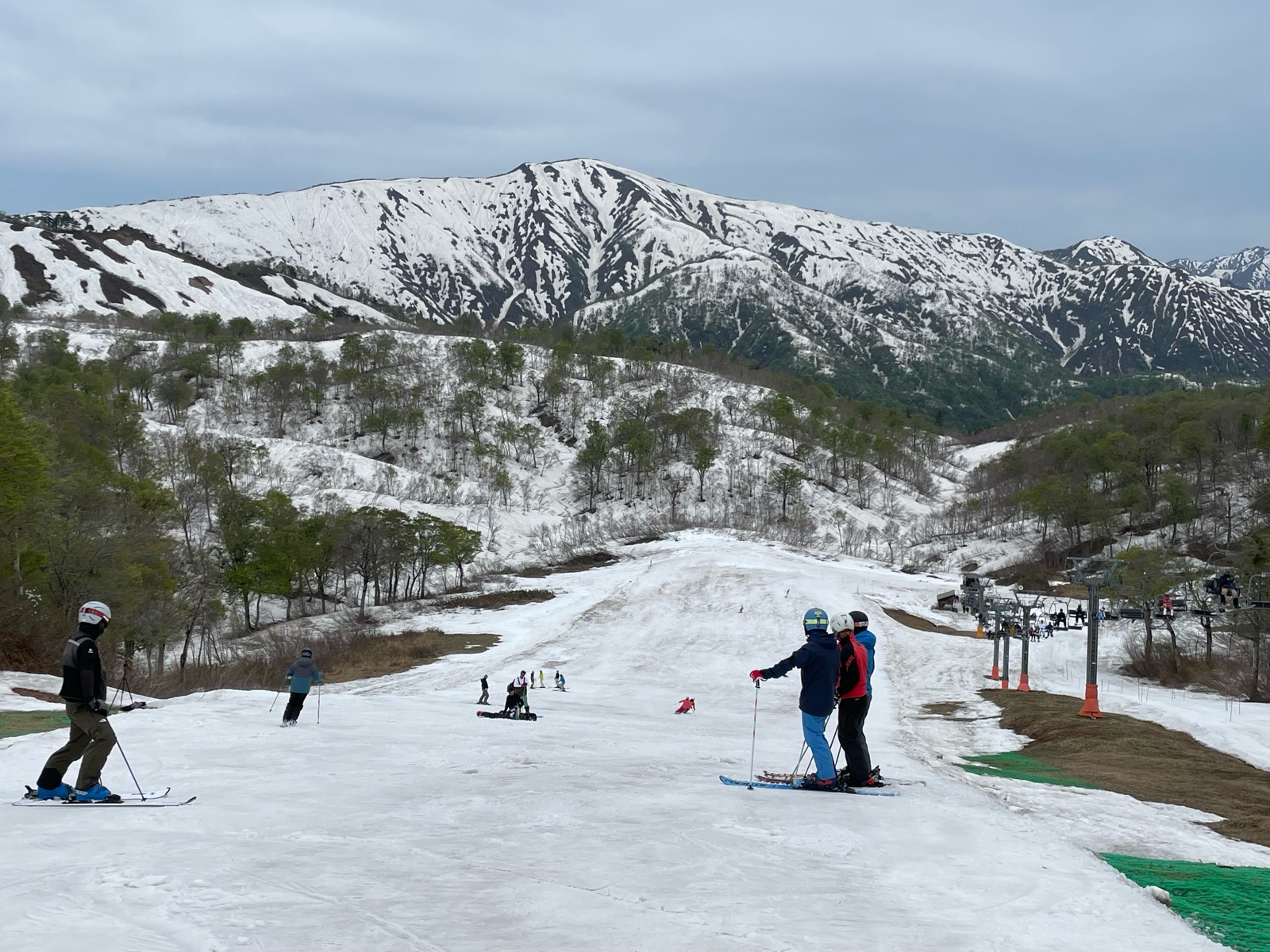 奥只見丸山スキー場リフト券2枚 奥只見丸山スキー場 リフト1日券 2枚 （○＜FINAL春スキー＞夜発