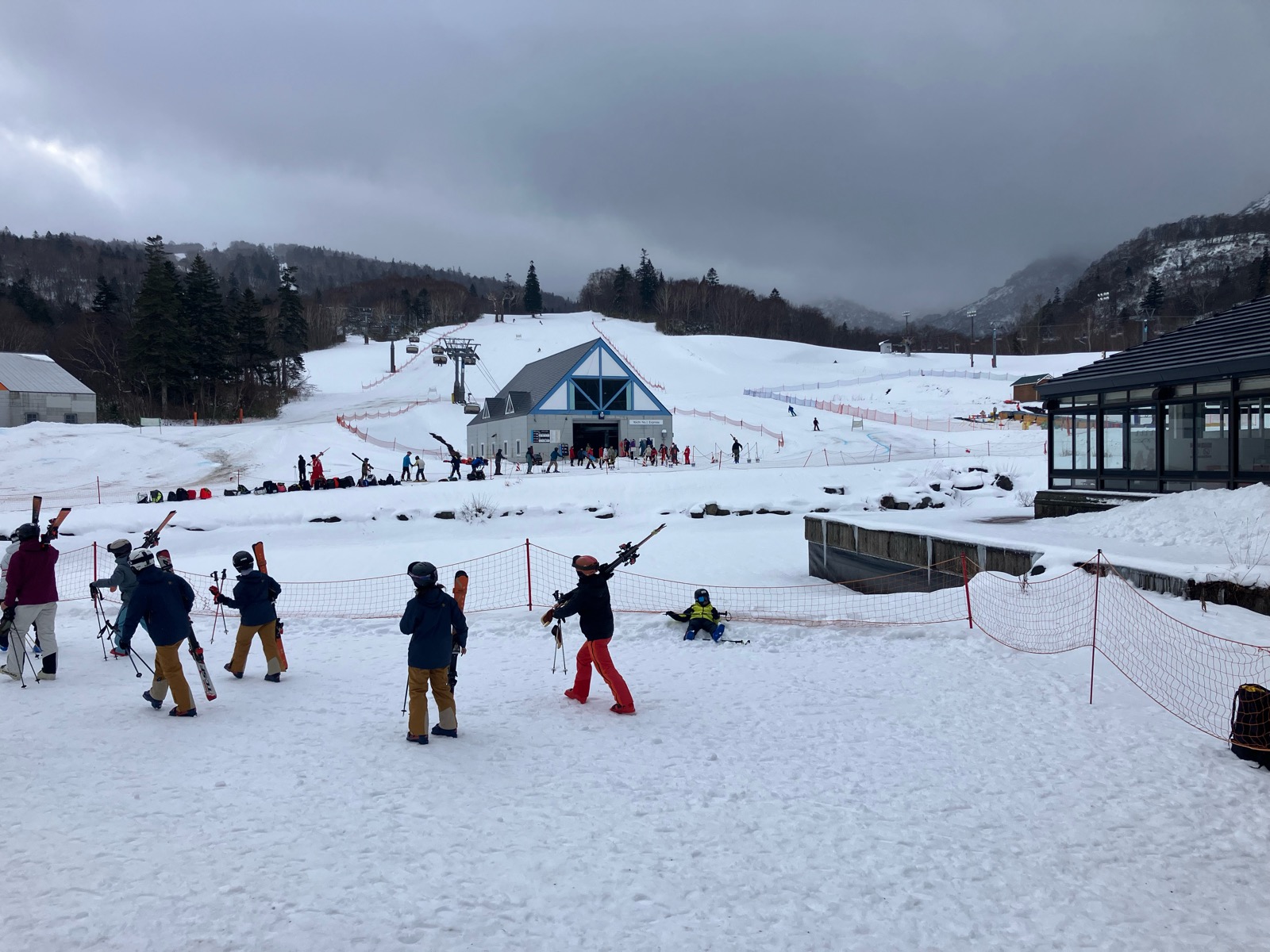 キロロスノーワールド