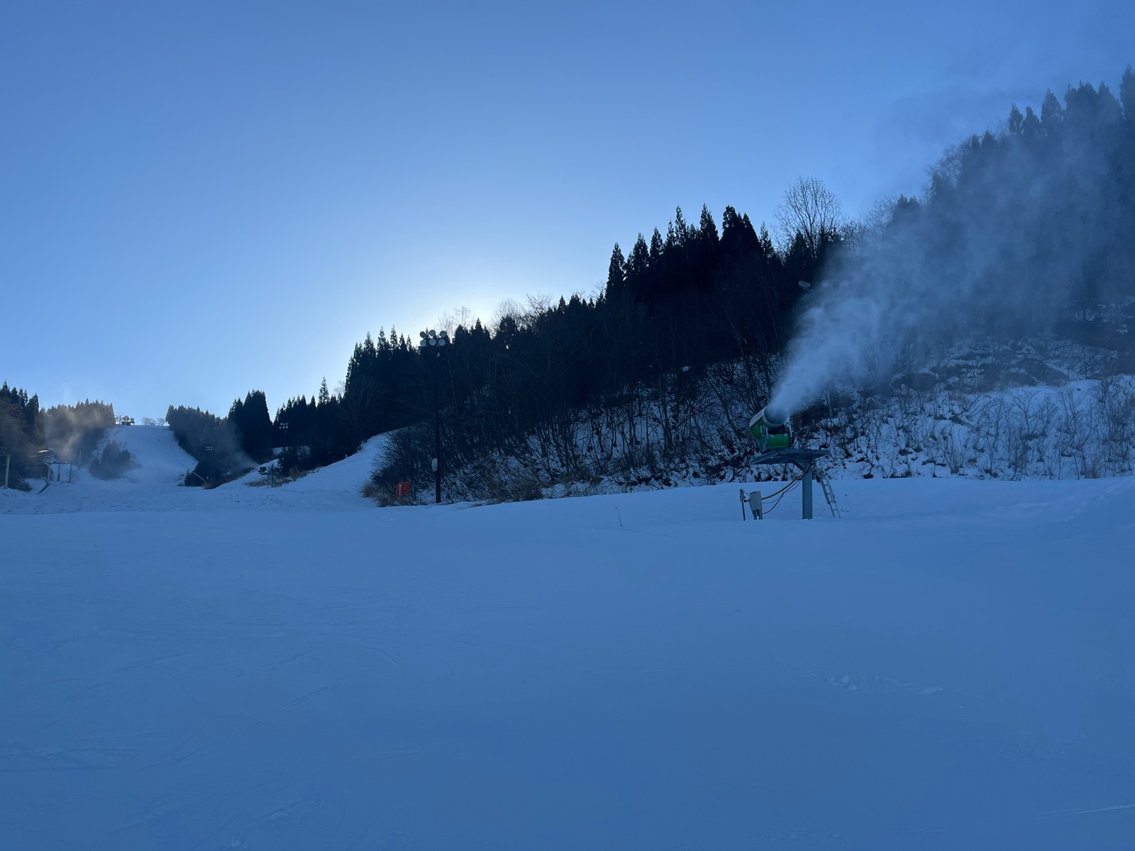 ホワイトピアたかす
