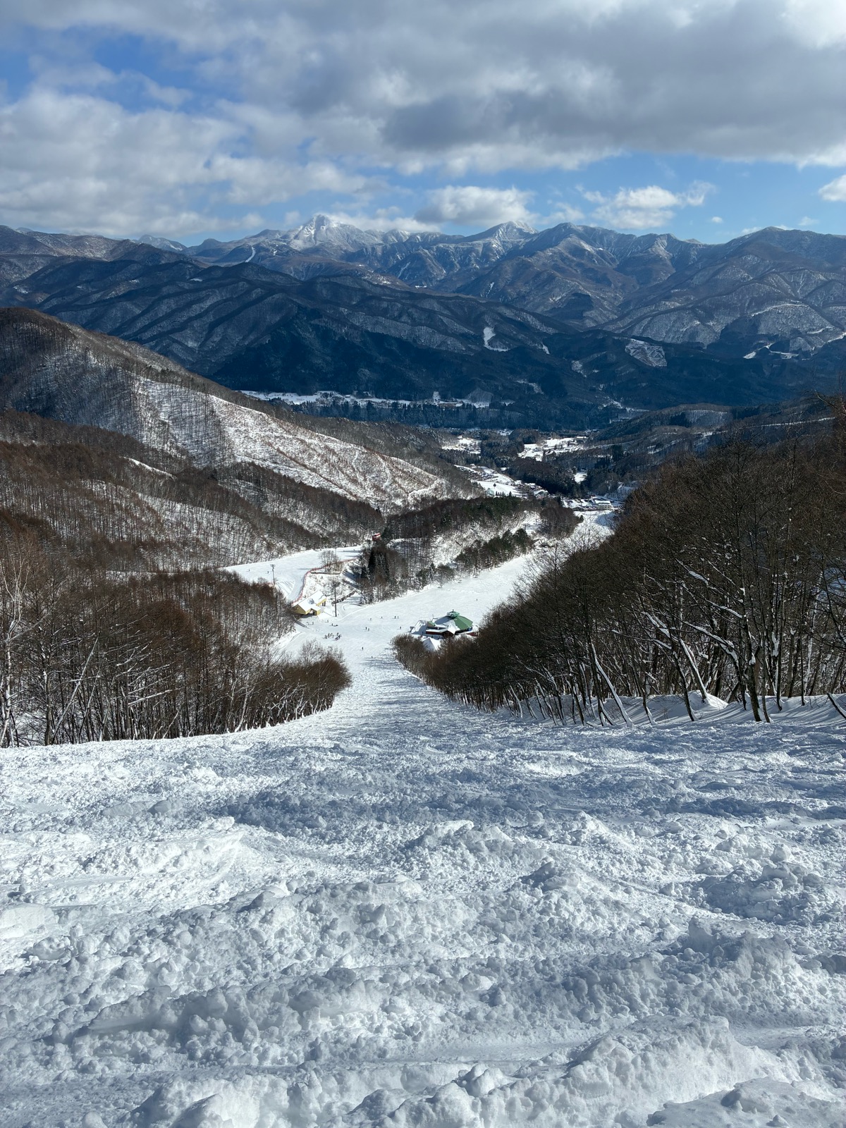 ホワイトワールド尾瀬岩鞍スキー場